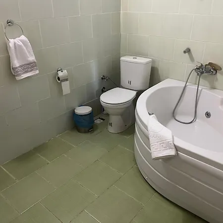 Kybele Nature Life Bed and Breakfast Αδραμύττιο