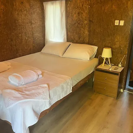 Kybele Nature Life Bed and Breakfast Αδραμύττιο